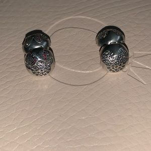 Pandora clips